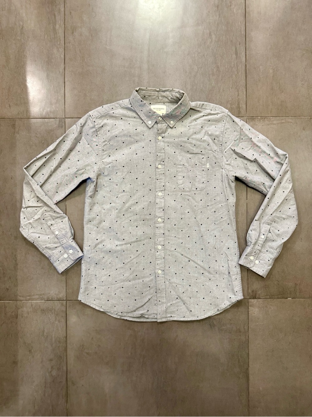 Obey Propaganda Gray Button-Down Long-Sleeve Shirt with Leaf Print, Men’s M